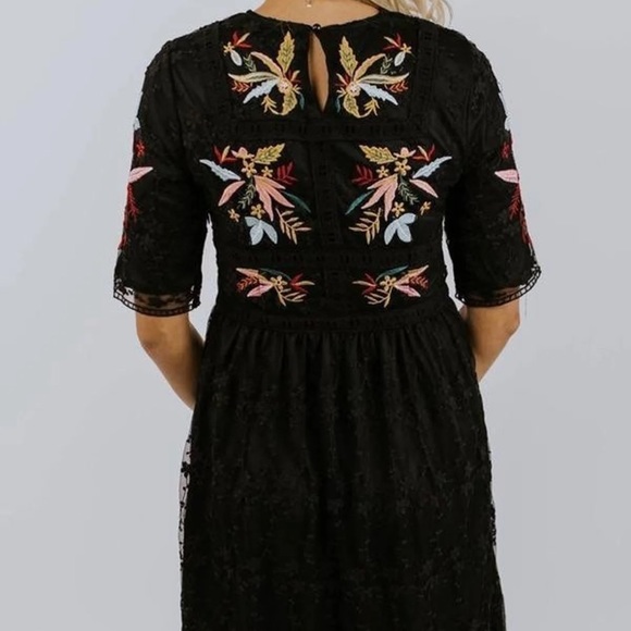 Roolee Naomi Dress - Picture 2 of 7